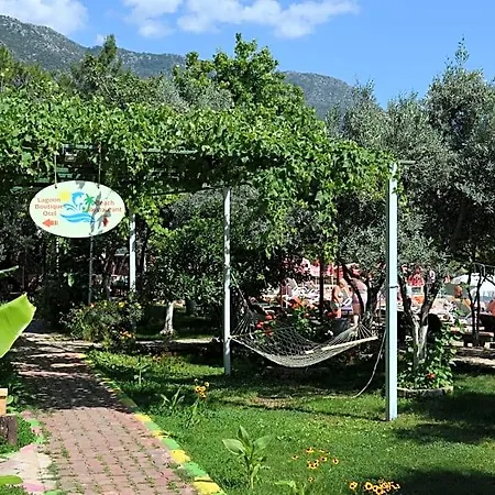 Otel Lagoon Boutique 3*